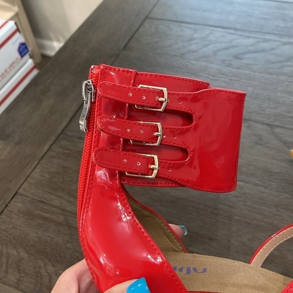 NWT BURJU Amante Thick Ankle Strap Heeled Sandals | Red | 5 1/2 - Picture 4 of 10